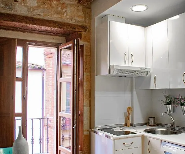 Edificio Del Siglo Xviii Restaurado La Ranita Salamantina *